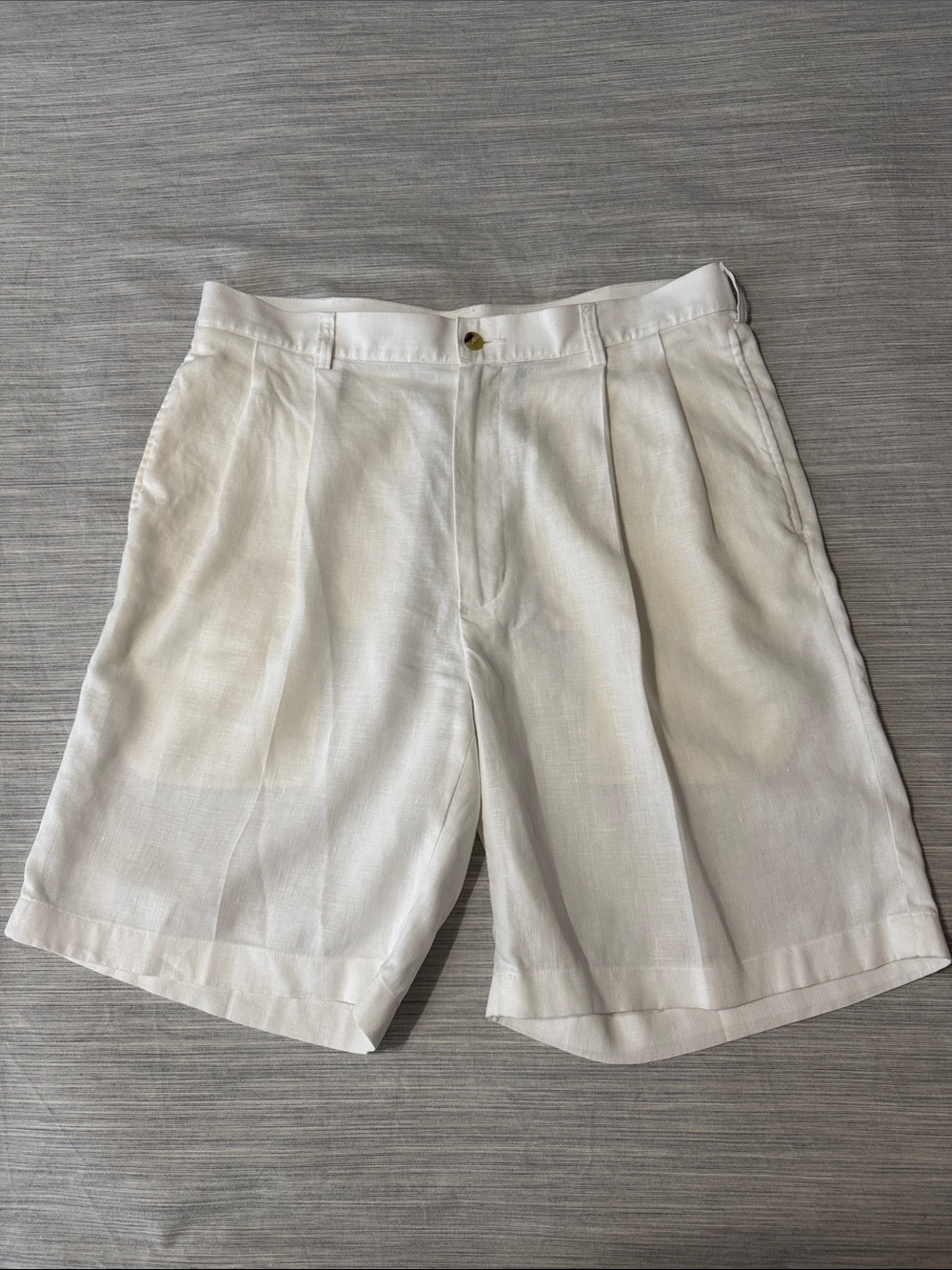 Jos. A. Bank Shorts Mens 36 White 100% Linen Pleated Chino Resort Summer Luxury